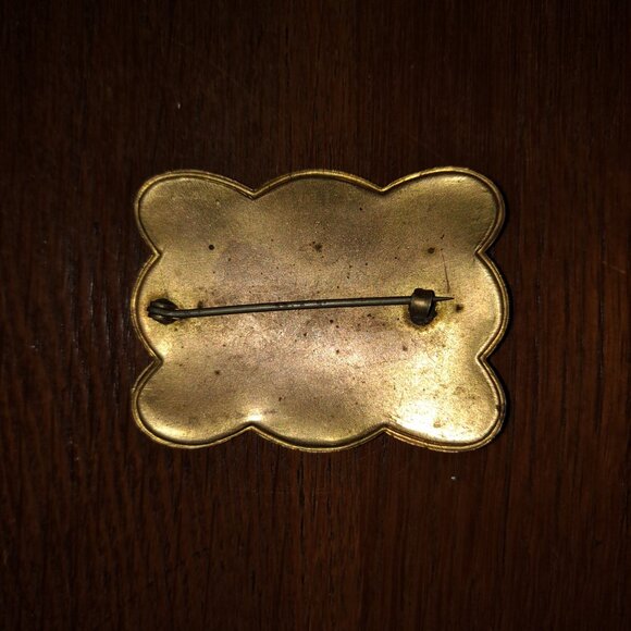 Gold Tone Brass Victorian Style Brooch - Picture 2 of 4